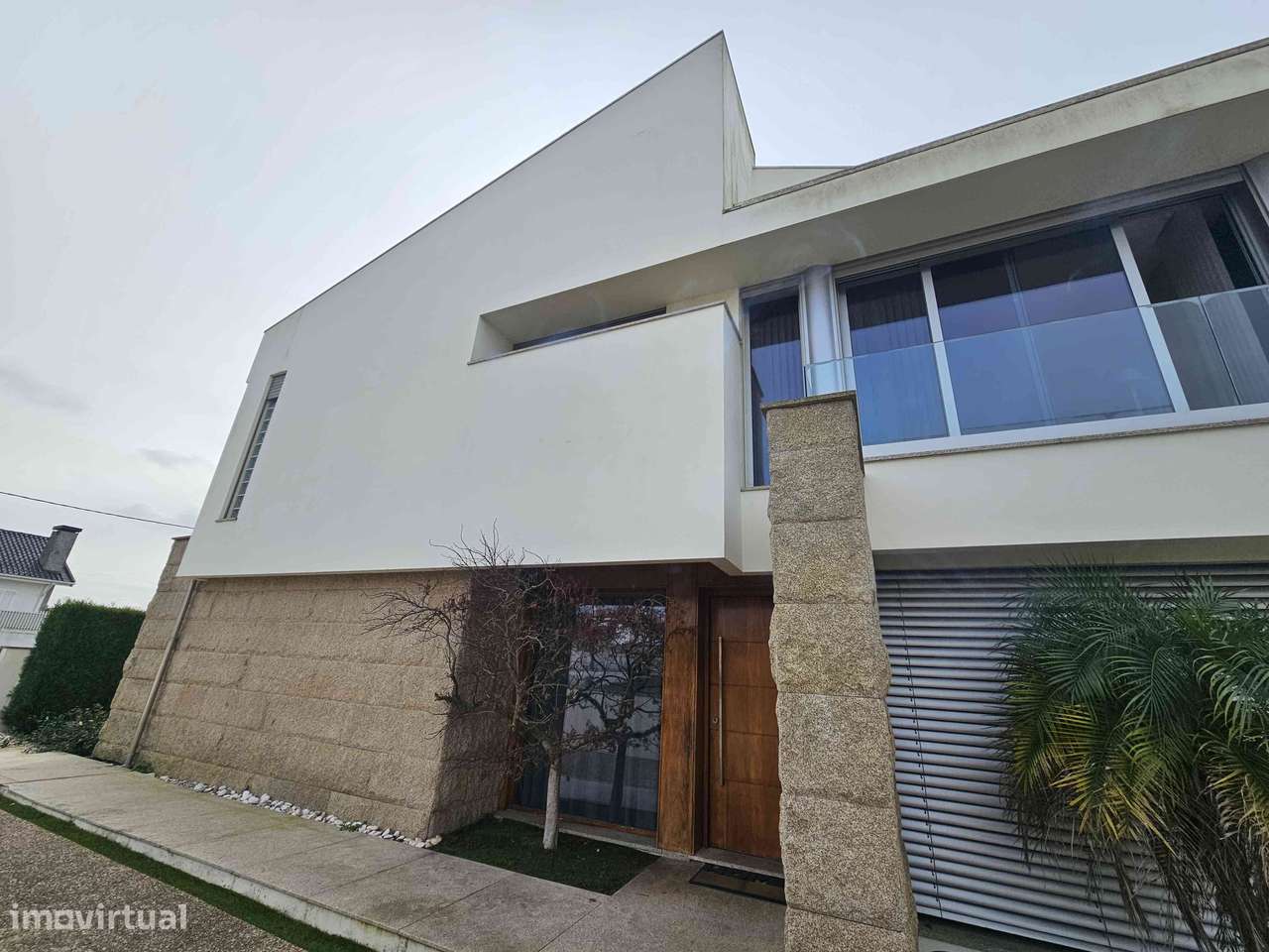 Vende-se Moradia Moderna T3 - Grande imagem: 2/11