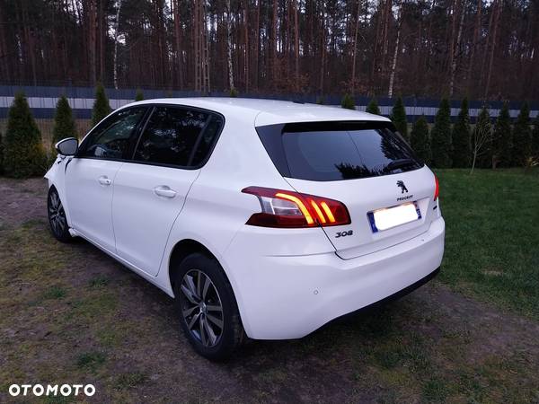 Peugeot 308 1.6 BlueHDi Allure S&S - 7