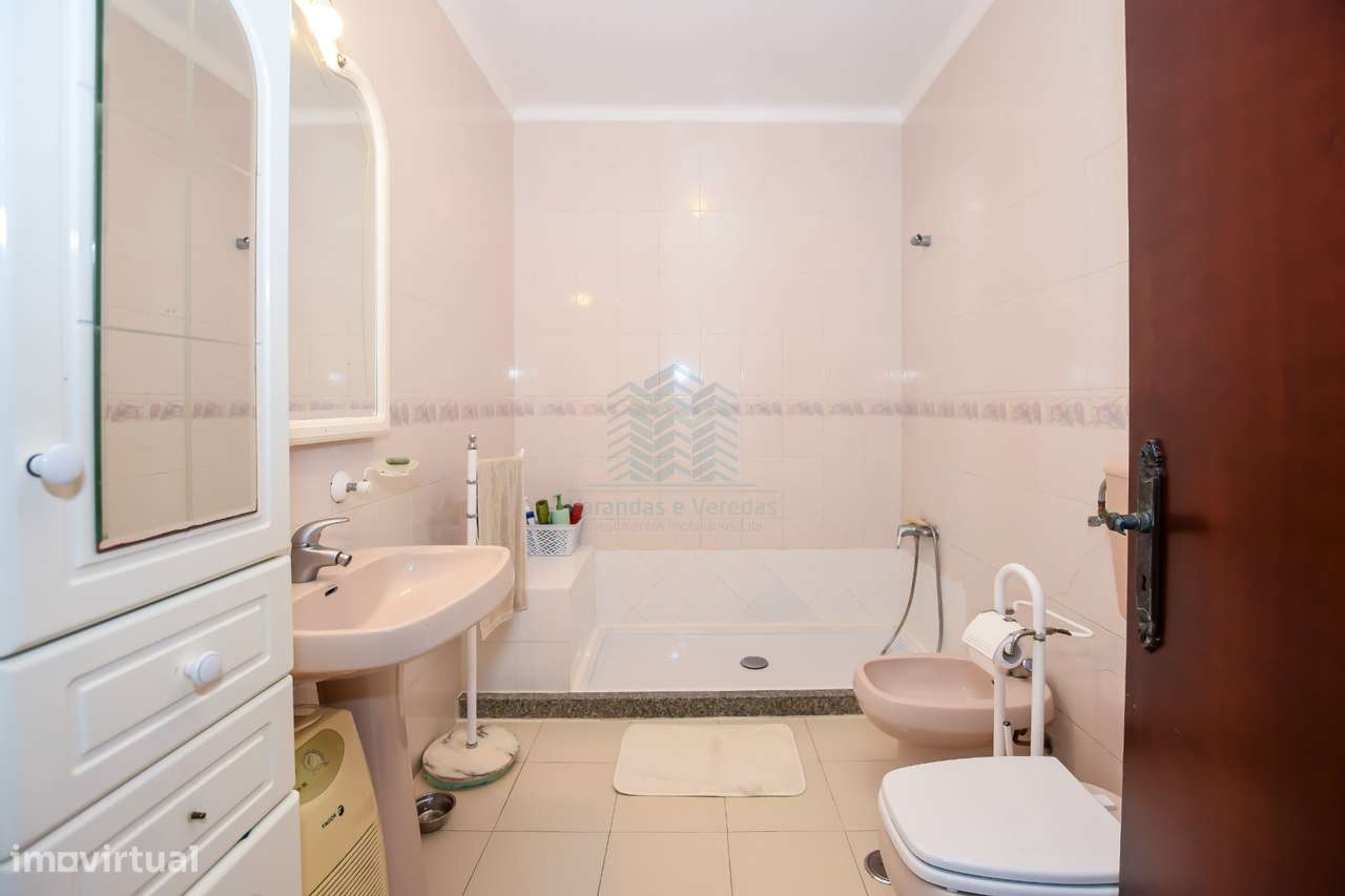 Apartamento T3 com Garagem - Entroncamento-6