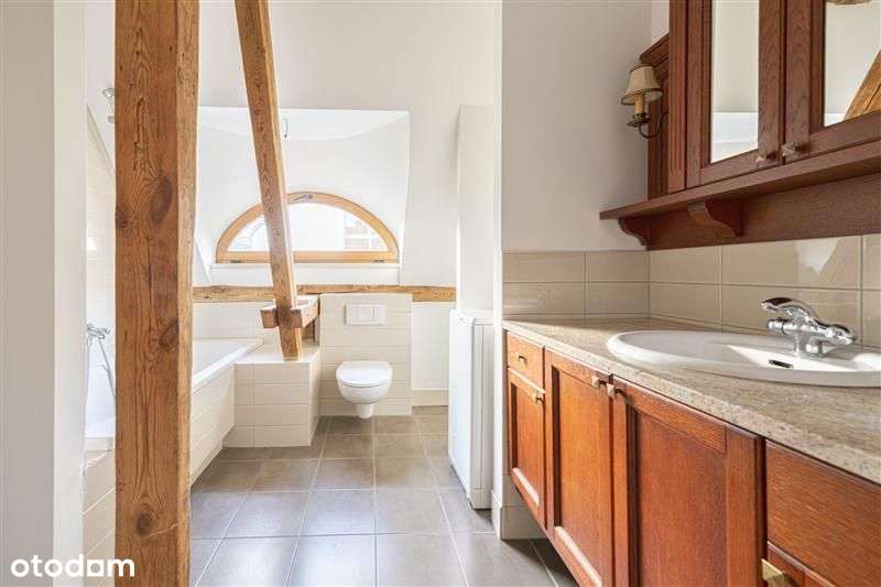 3-pokojowe poddaszowe mieszkanie w Sopocie 2 piętrze-14