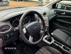 Ford Focus Turnier 2.0 16V Ghia - 8