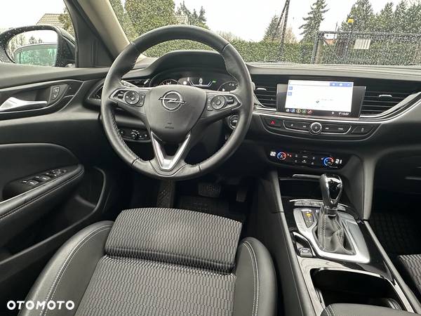 Opel Insignia 2.0 T Elegance S&S - 13