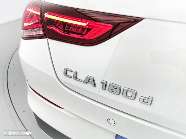 Mercedes-Benz CLA 180 d Shooting Brake Progressive Aut. - 26