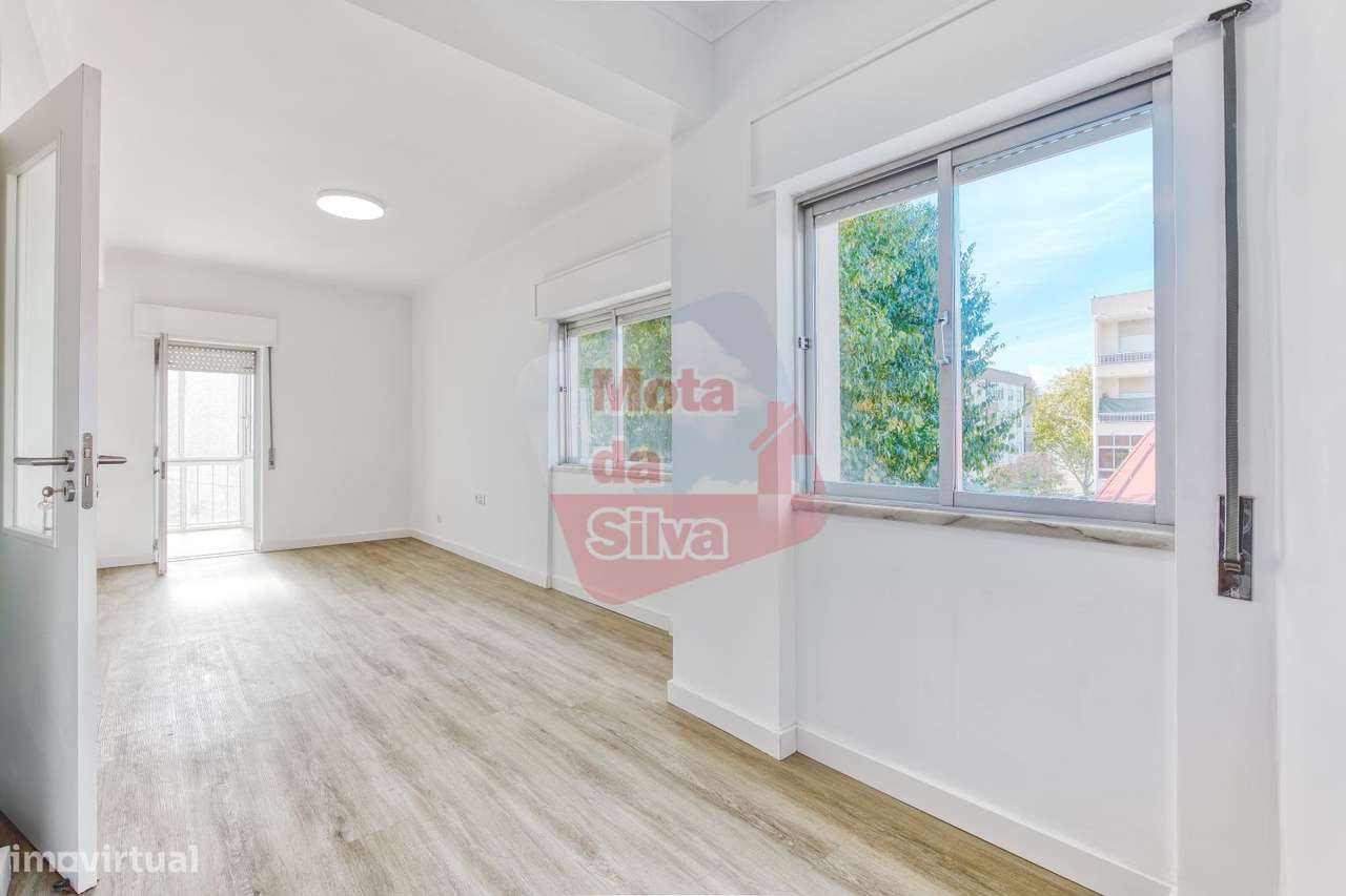 Magnífico e Moderno Apartamento T3- Totalmente Remodelado-16