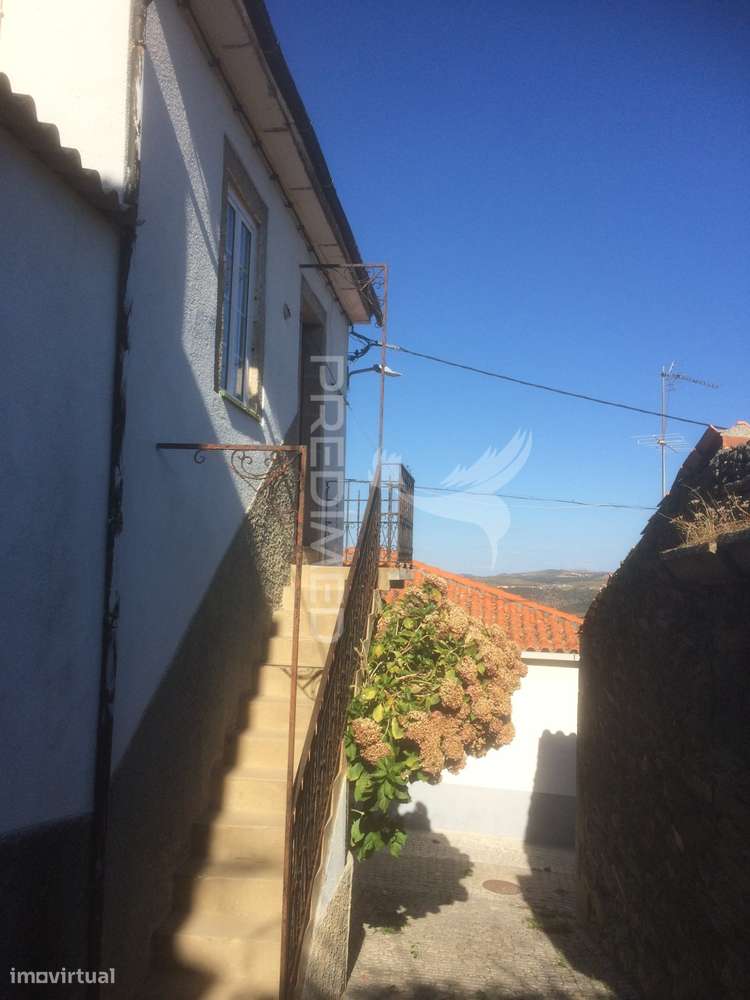 Moradia t4 em  Cedovim – Vila Nova de Foz Côa - Grande imagem: 4/18