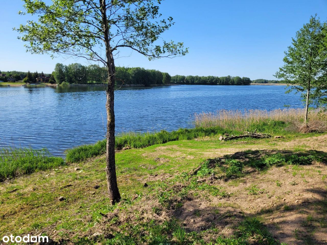 Mazury- działka nad jeziorem