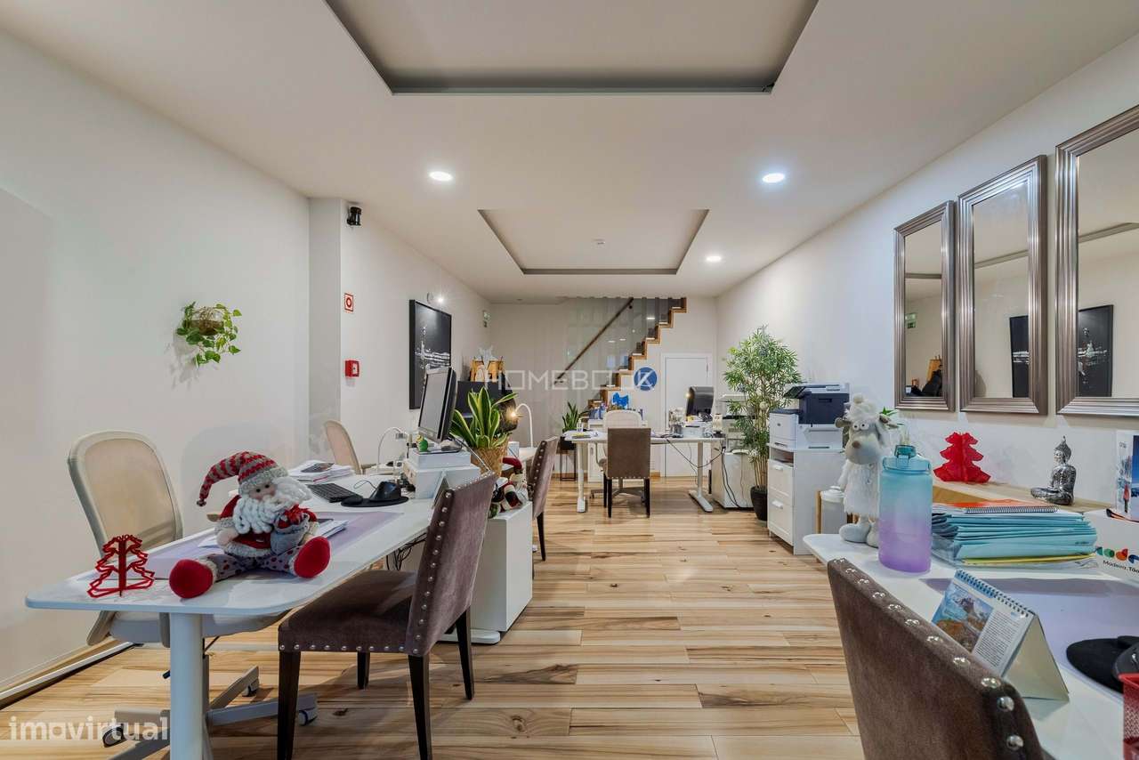 Prédio para Investimento – Praça do Bocage - Grande imagem: 3/25