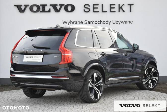 Volvo XC 90 - 9