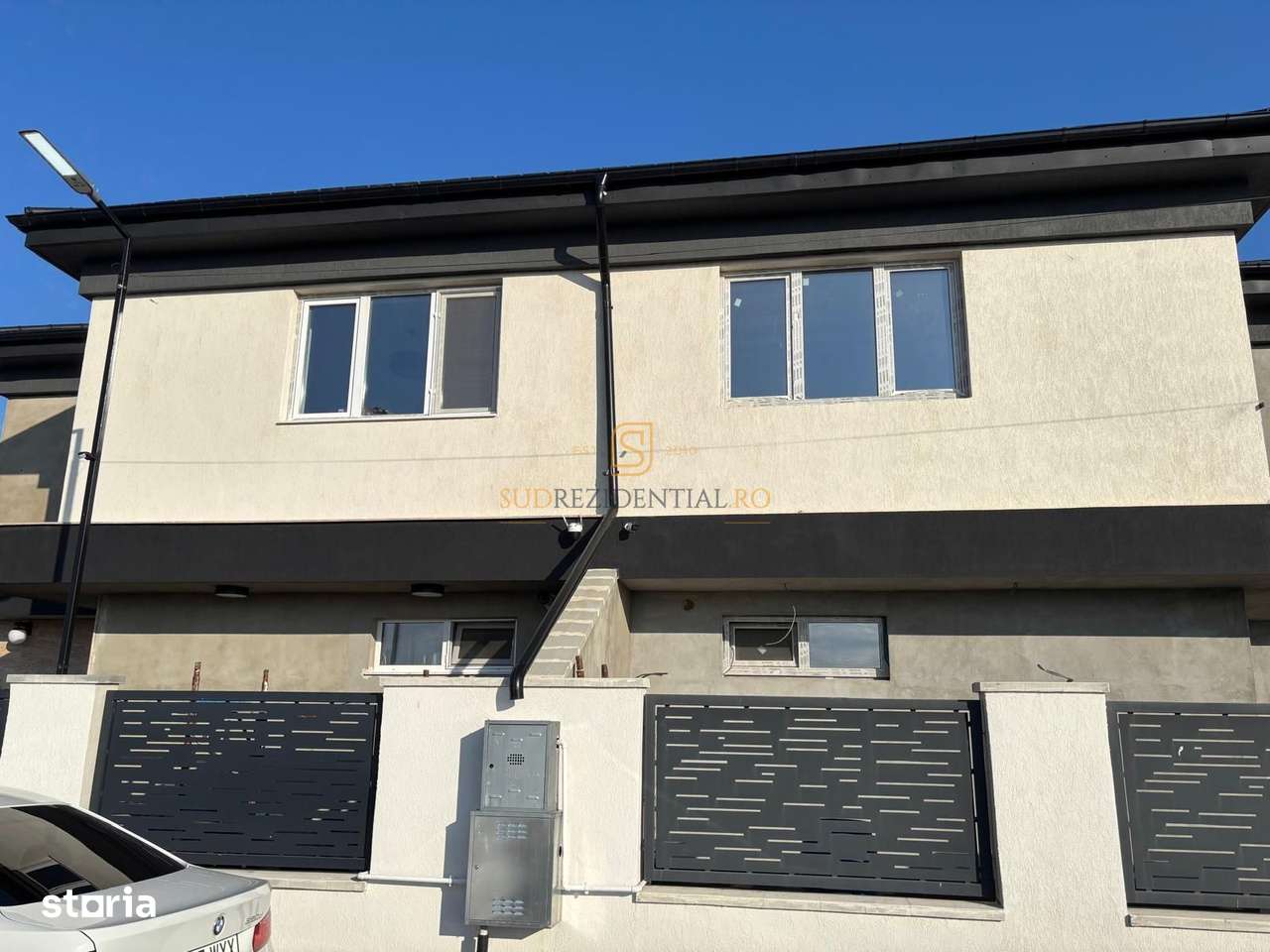 Vila duplex cu 5 camere, finisaje moderne, P+1+Pod - Comuna Berceni - Imagine principală: 3/20