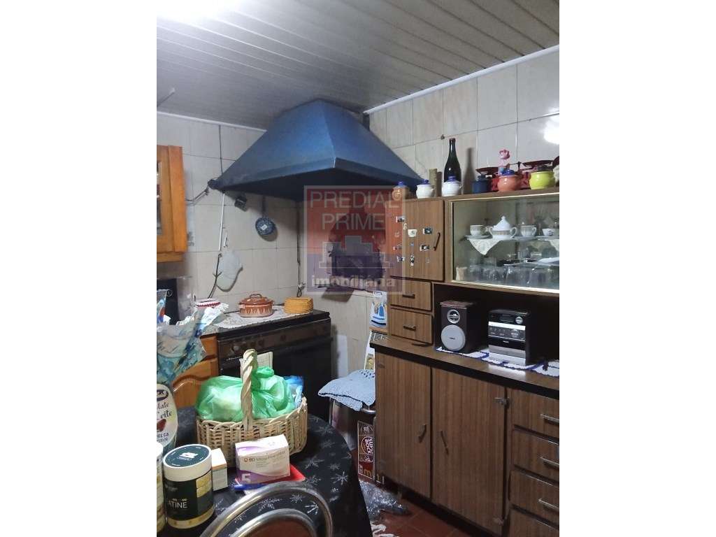 MORADIA TÉRREA EM SAO JOÃO DE LOURE-30