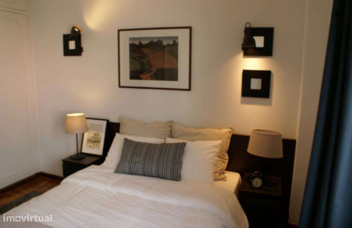 Apartamento com 2 quartos - localizado em Campo de Ourique Lisbon - Grande imagem: 2/10