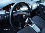 Volkswagen Passat 2.0 TDI DPF BlueMot Trendline - 26