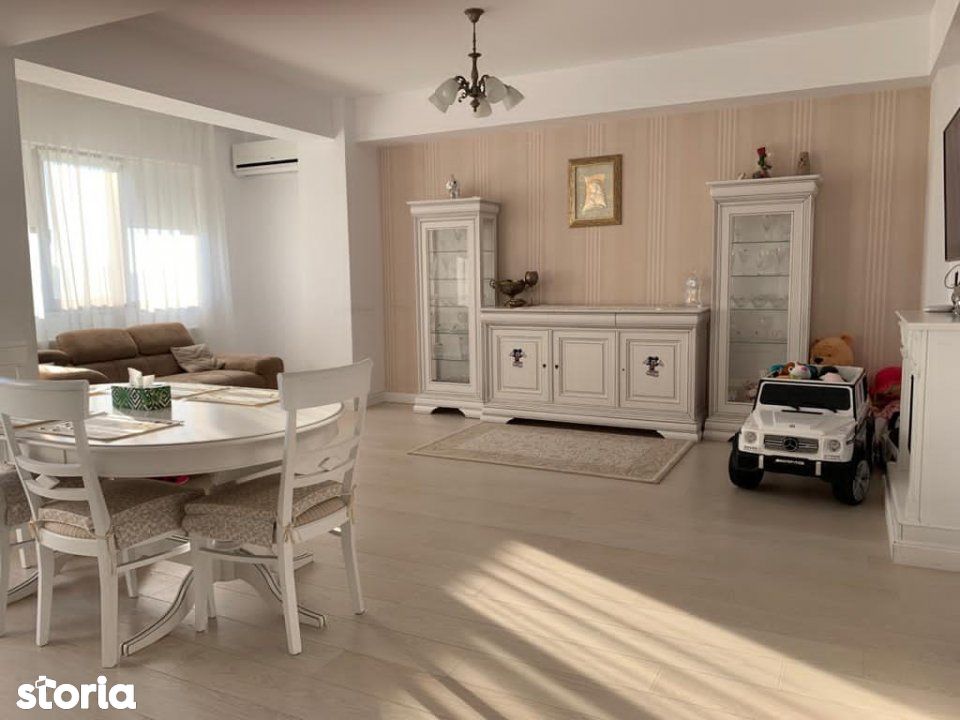 Delfinariu/B-dul Mamaia- Apartament cu 3 camere mobilat si utilat mode