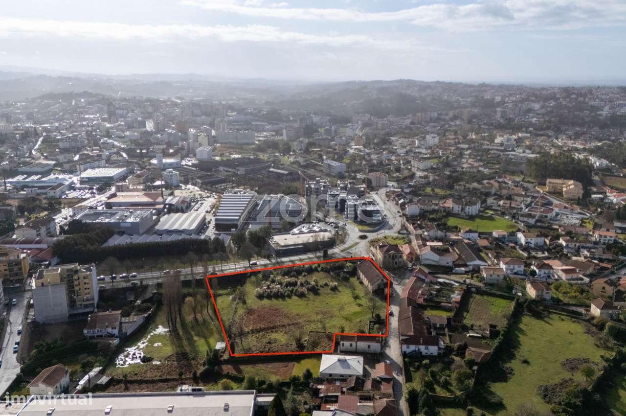 Terreno para Construção no Centro da Arrifana, Santa Maria da Feira - Grande imagem: 3/26