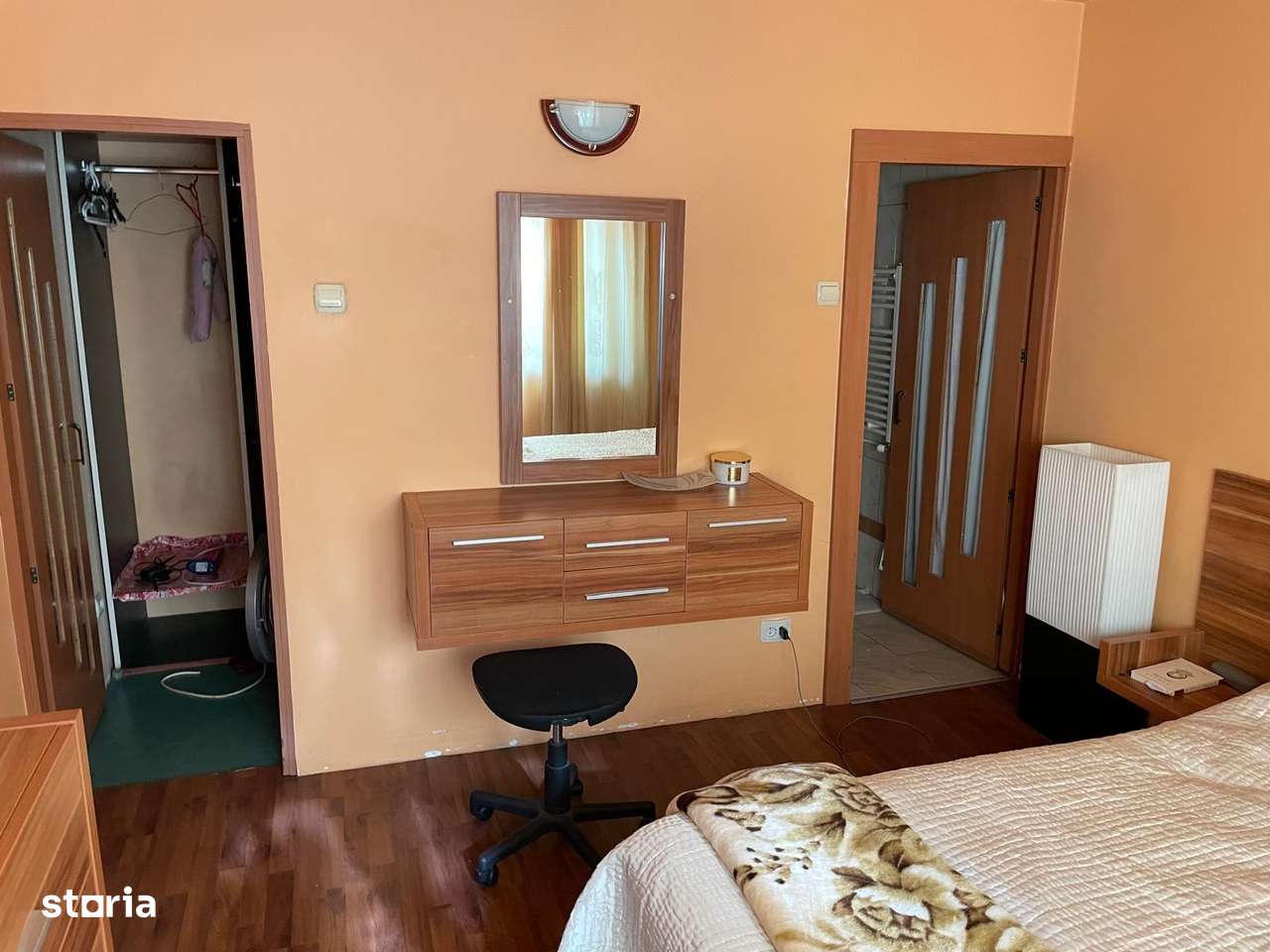 3 Camere 69mp bloc 1983 zona Nicolina LIDL Prima Statie - Imagine principală: 3/8