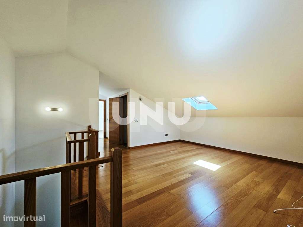 Apartamento T1+1 Duplex - No Centro da Cidade de Viseu-18