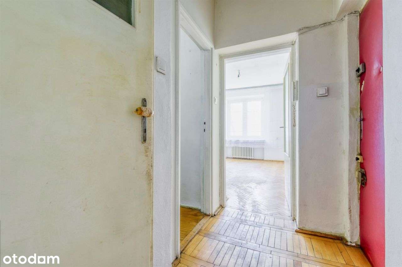 Przestronna Kawalerka na granicy Śródmieścia.-6