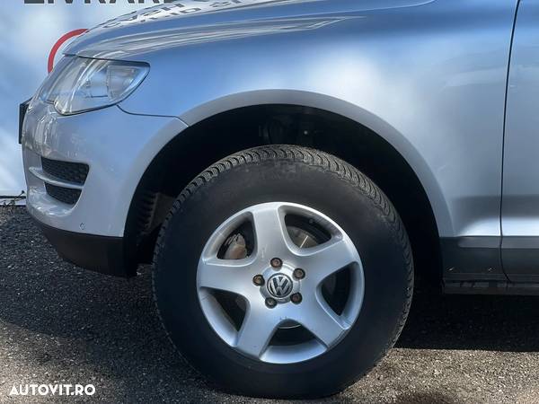 Volkswagen Touareg 2.5 TDI R5 Aut. - 24