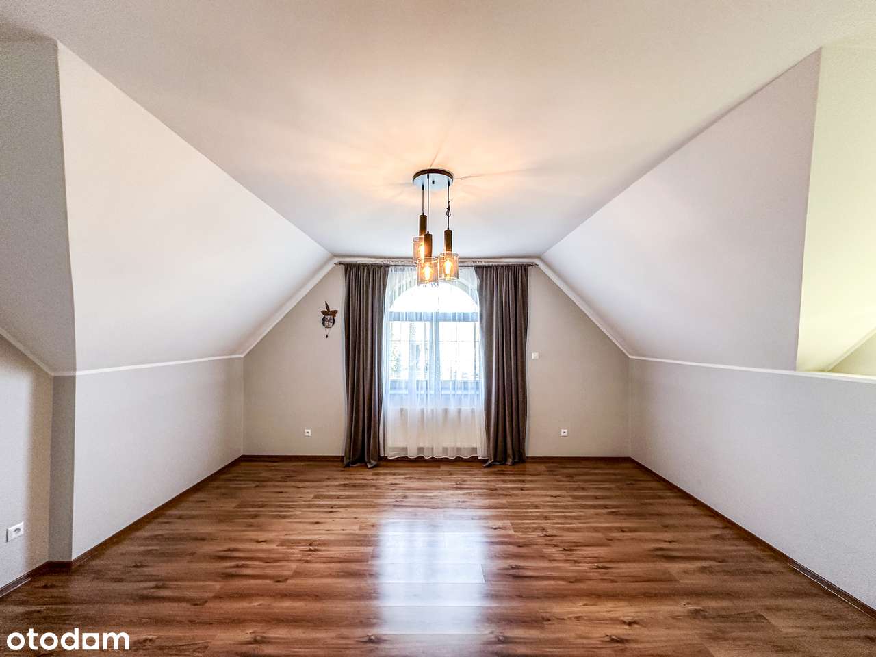 Przestronny dom 230 m² na dużej działce 22 ar – Sławoszowice k. Milicz-17