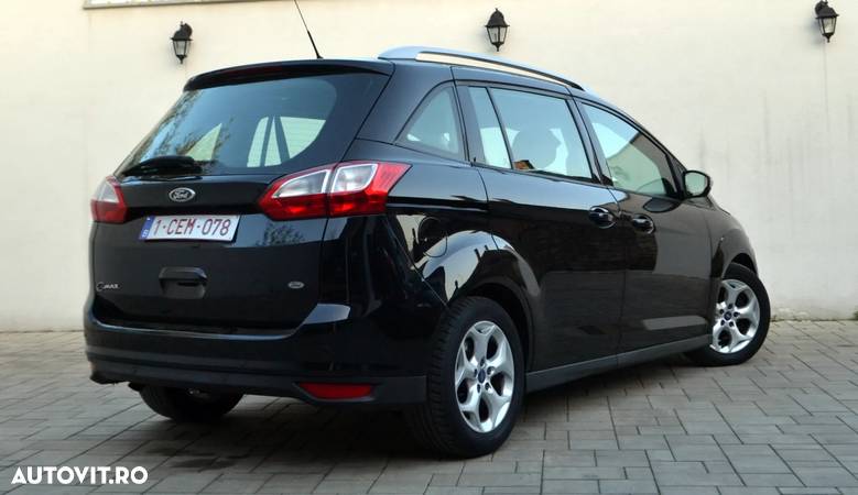 Ford C-Max - 3