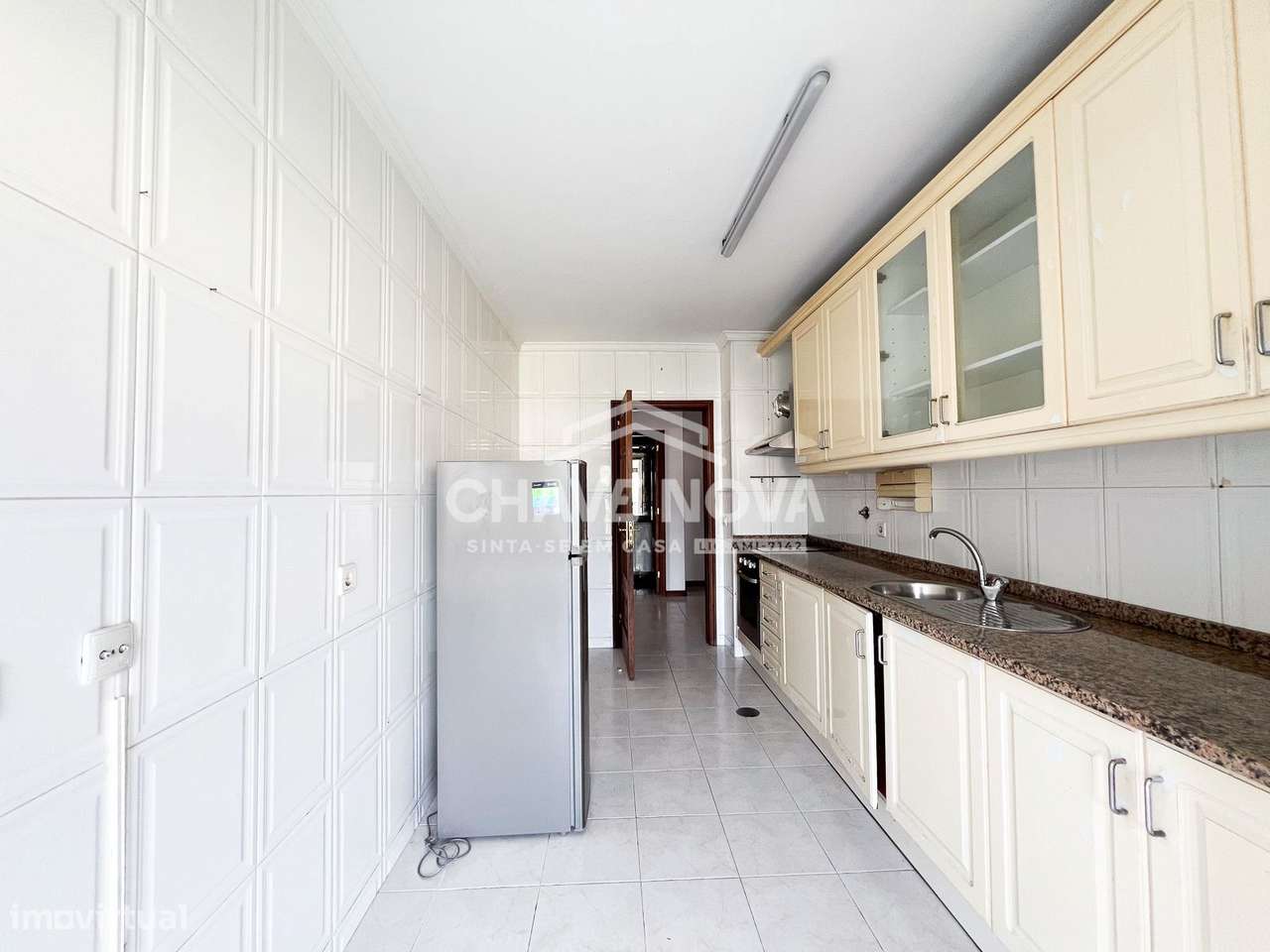 Apartamento T2 com garagem box em Perosinho, Vila Nova de Gaia-16