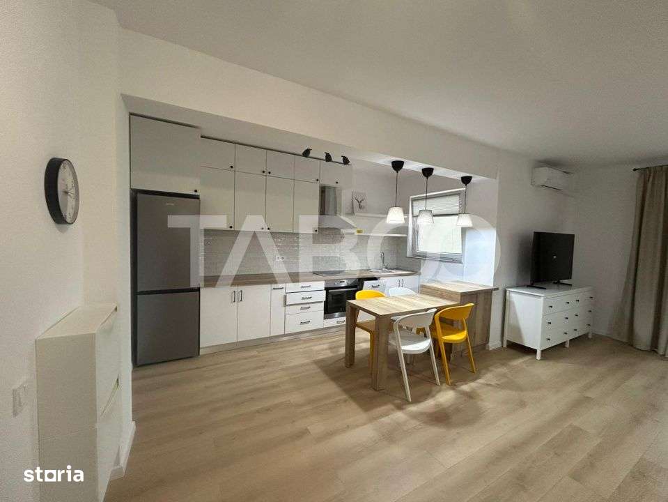 Apartament 2 camere de inchiriat cu balcon si parcare - Imagine principală: 4/9
