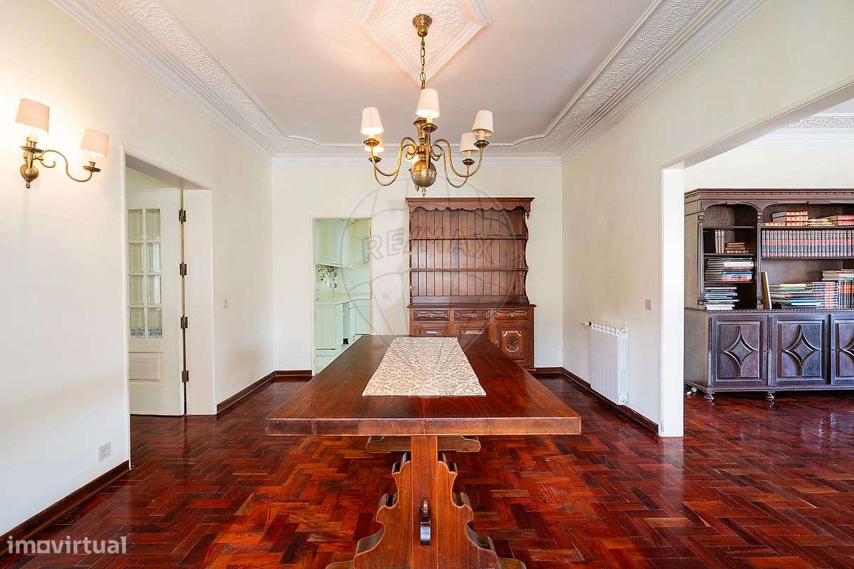 Moradia T4 para venda-4