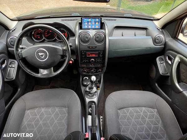 Dacia Duster 1.6 4x4 Prestige - 6