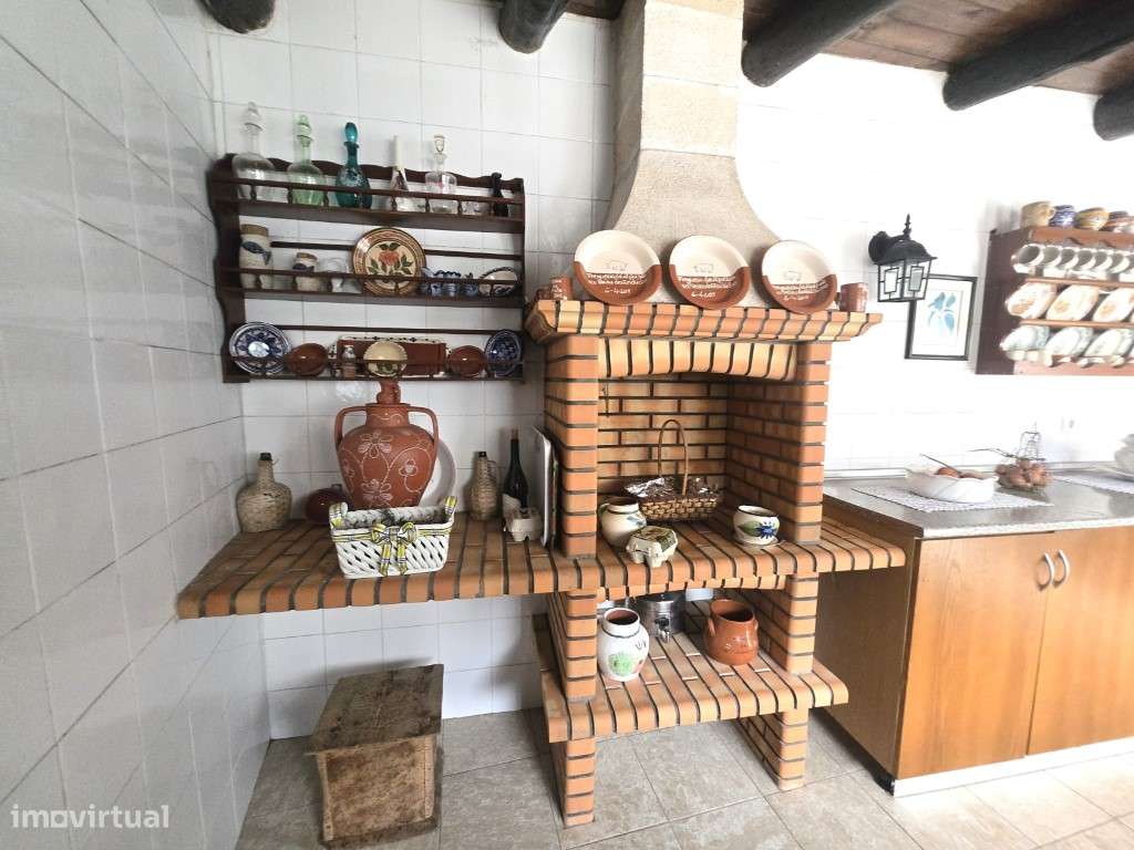 Excelente Moradia T6 com Quintal e Garagem - Próxima de Alter do Ch...-49