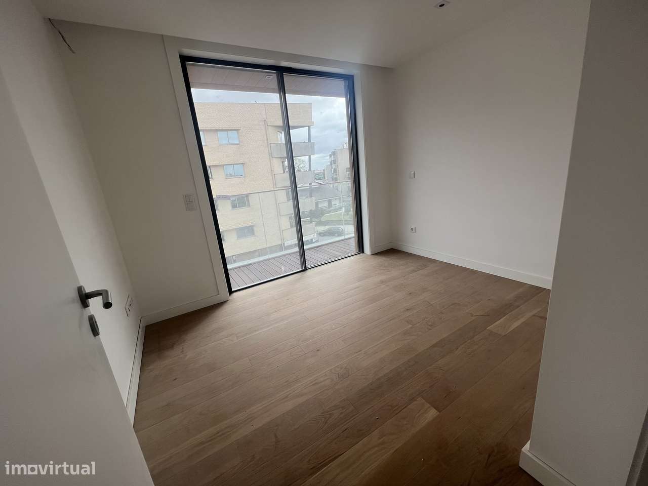 T2 - Matosinhos - Com Lugar de Garagem e Arrumo-14