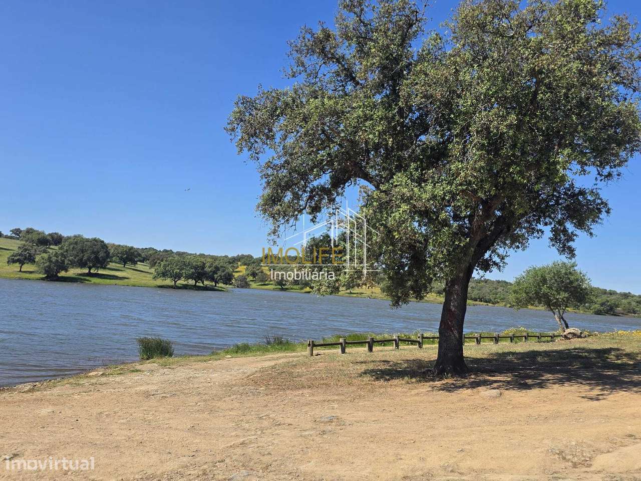 Moradia T2 com terraço-32