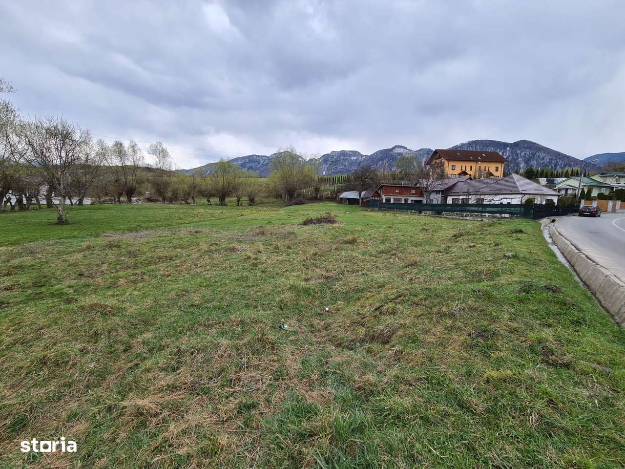 Teren Intravilan Tohanita - Imagine principală: 3/8