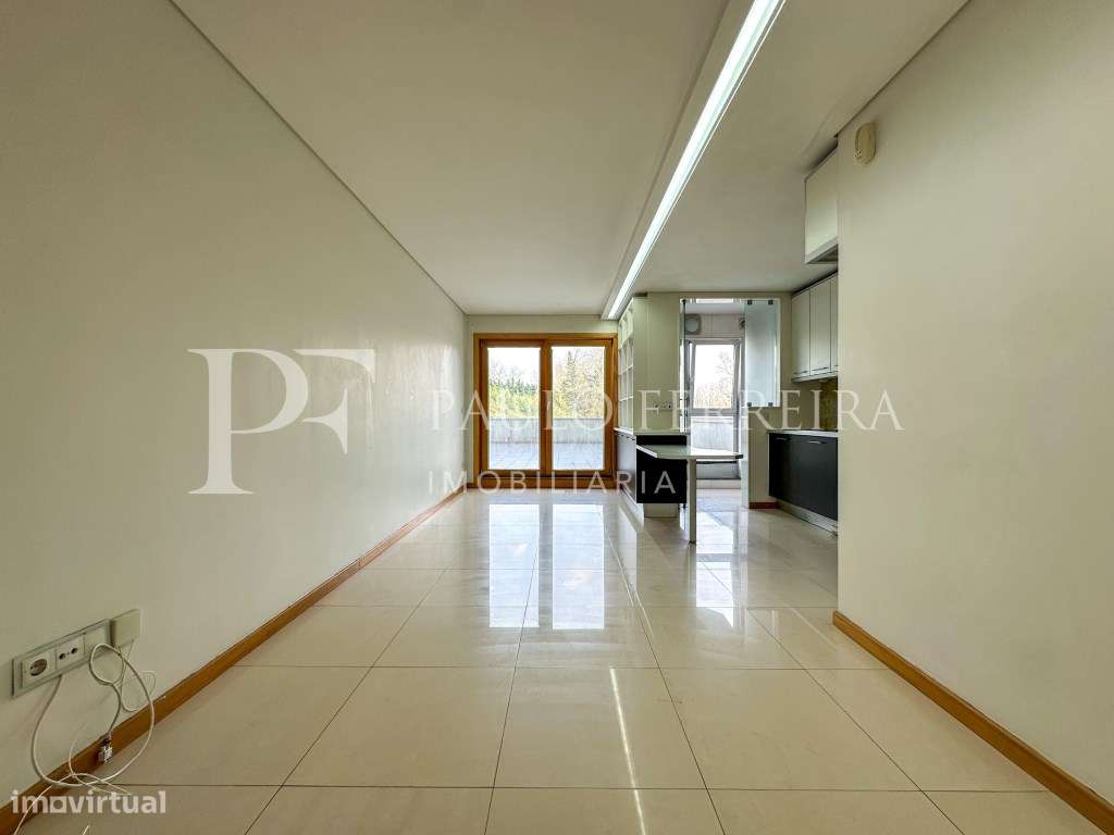 Apartamento T1 com terraço - Grande imagem: 2/11