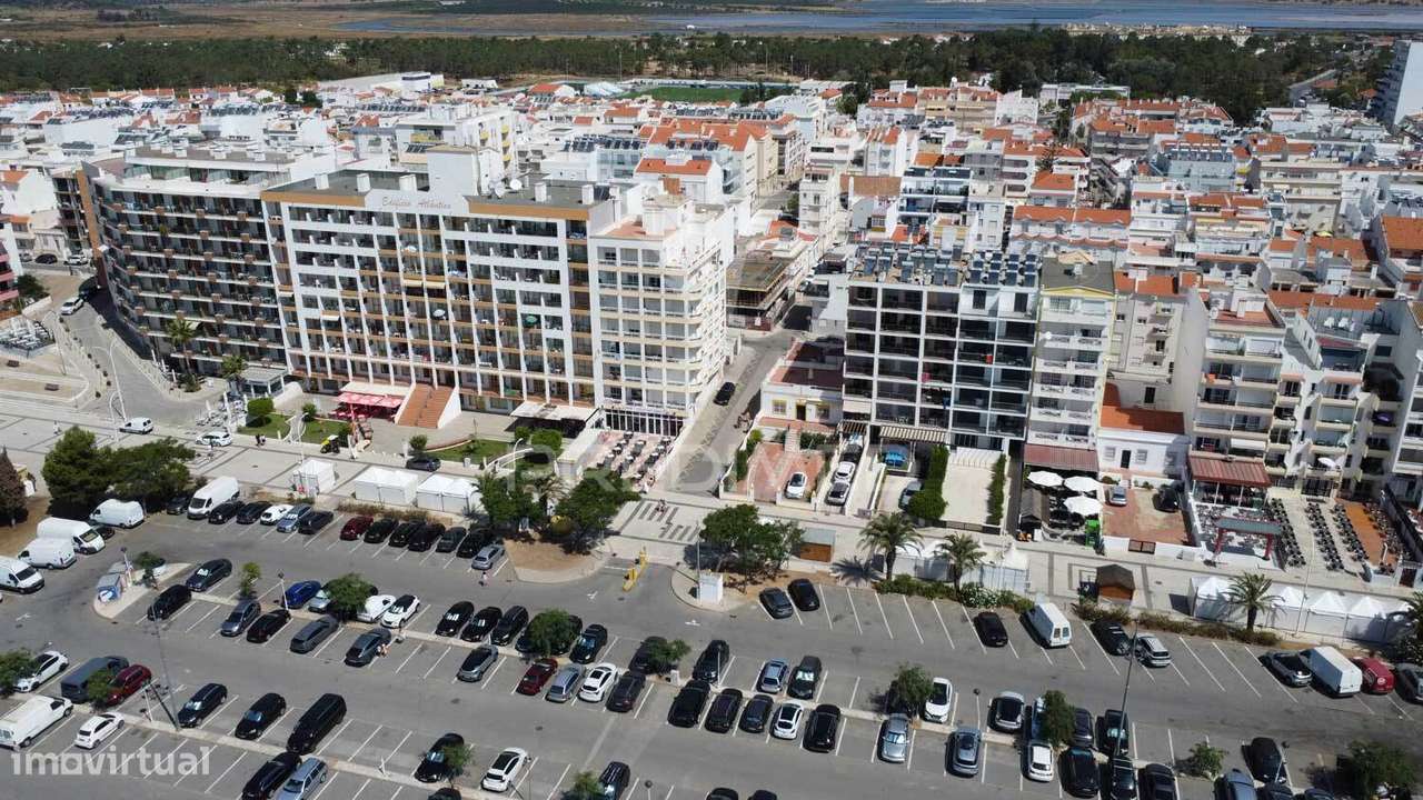 T2, segunda linha de Monte Gordo, vista mar, praia a 100m - Grande imagem: 3/12