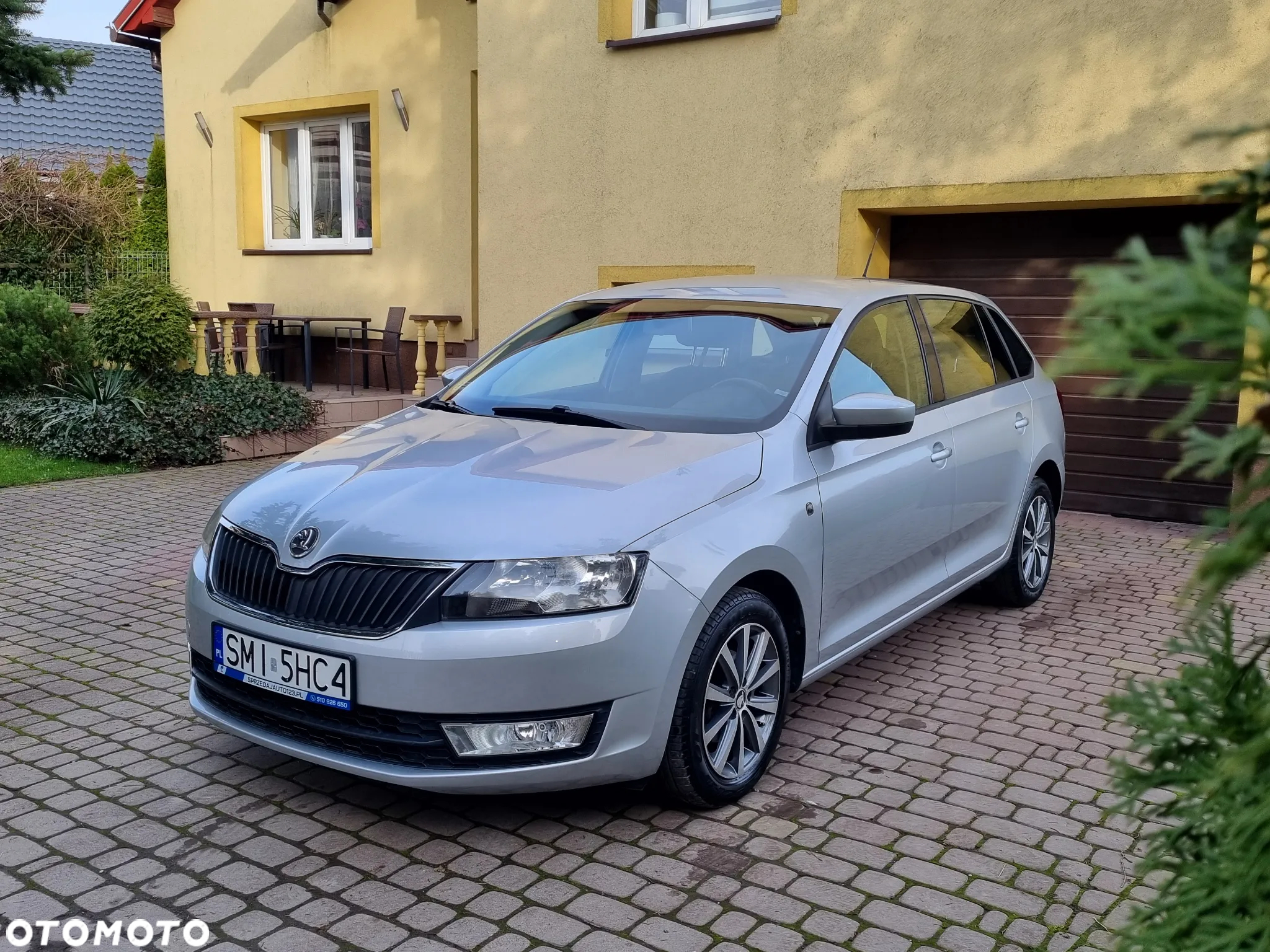 Skoda RAPID 1.2 TSI Ambition - 4