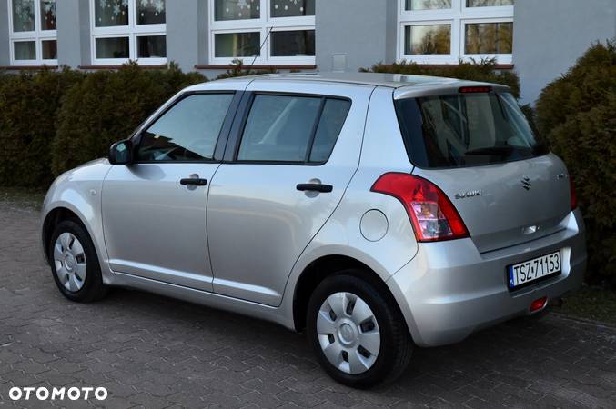 Suzuki Swift 1.3 Black and White - 6