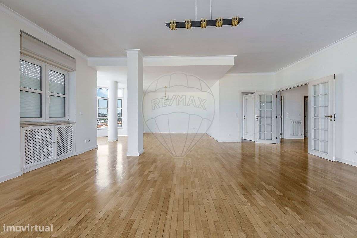 Apartamento T4 para venda-13