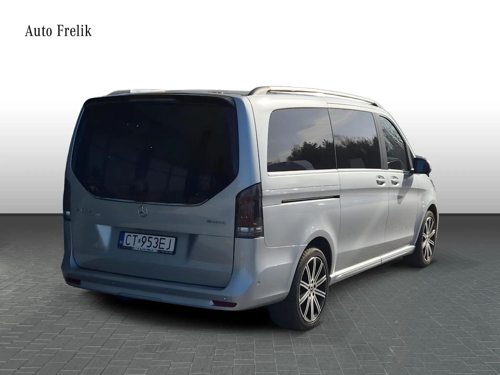 Exclusive 4Matic 9G-Tronic Panorama Thermotronic AirMatic Multibeam