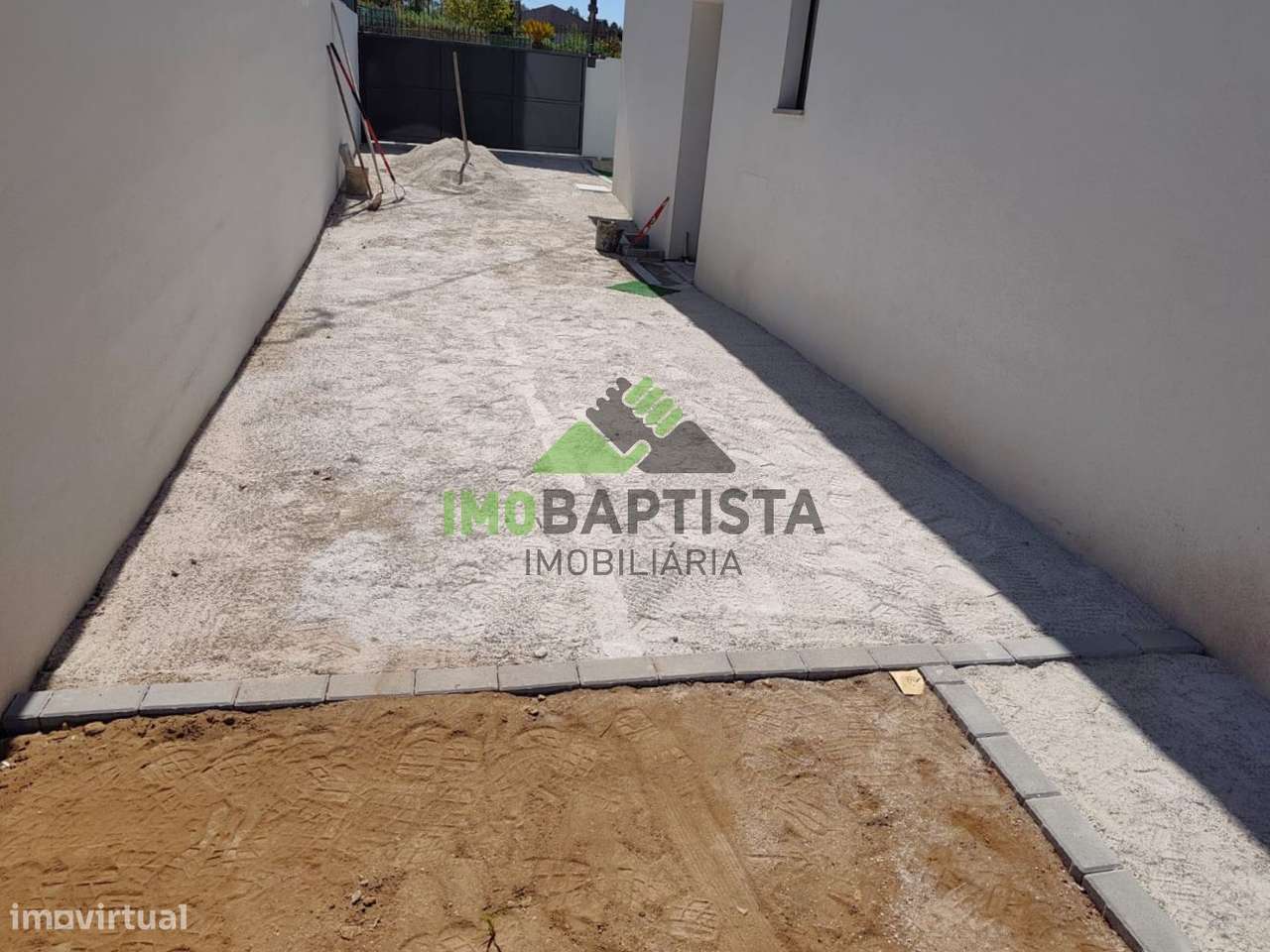 Moradia Nova Térrea V3 em Lobão-5