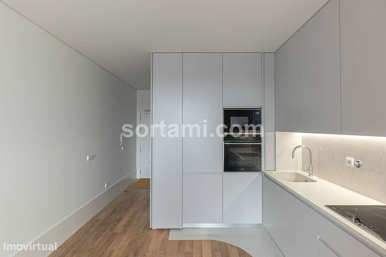Apartamento T1+1 Venda em Cedofeita, Santo Ildefonso, Sé, Miragaia, Sã-10