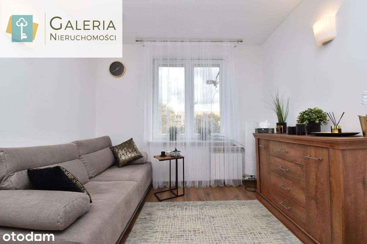 3 pokoje, II piętro w centrum parking za szlabanem-0