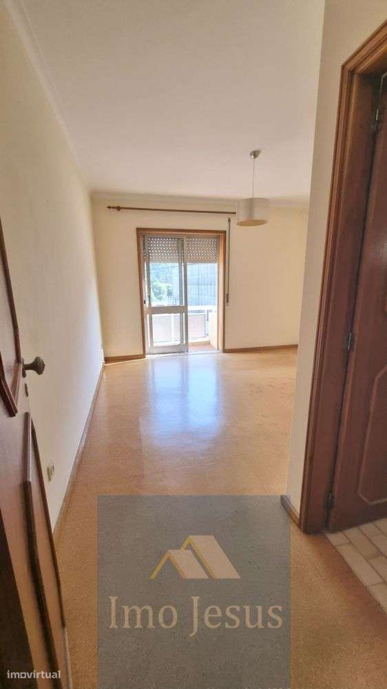 Apartamento T3 Laborim-6