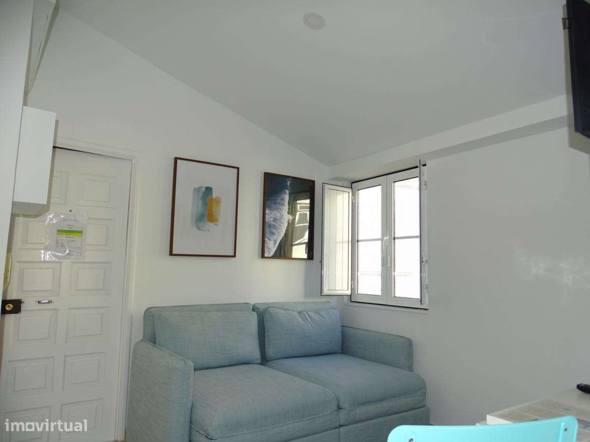 Apartamento com 1 quartos - localizado em Sé Lisbon - Grande imagem: 3/6
