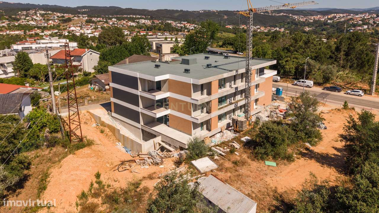 T1 em Construção em Coimbra com Garagem e Terraço-12