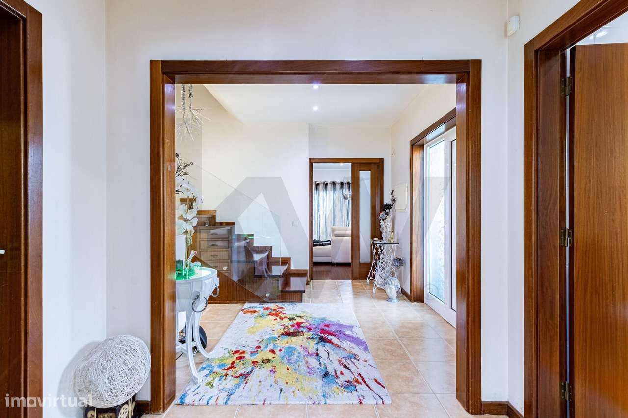 Moradia T3 com 3 Frentes em Sanfins – Santa Maria da Feira! - Grande imagem: 5/29