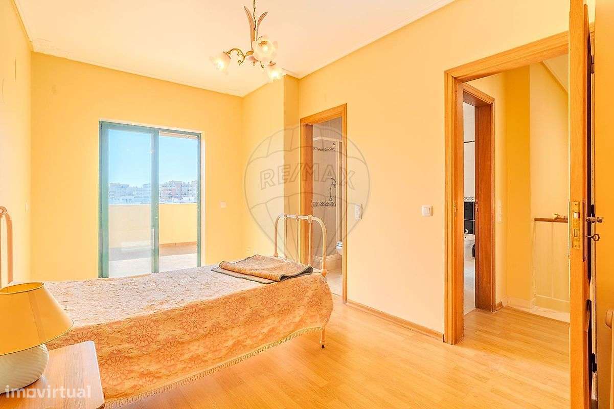 Apartamento T4 para venda-32