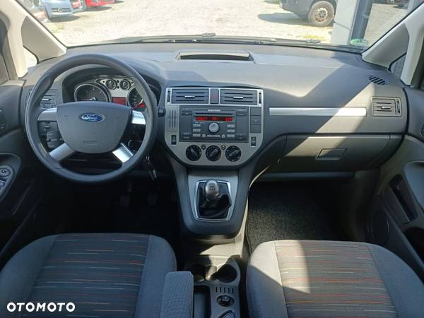 Ford C-MAX - 12