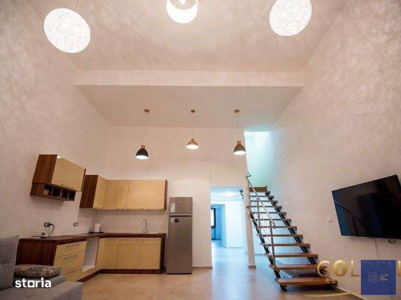 Apartament  B-dul Revolutiei, cladire perioada interbelica, comision 0 - Imagine principală: 1/11