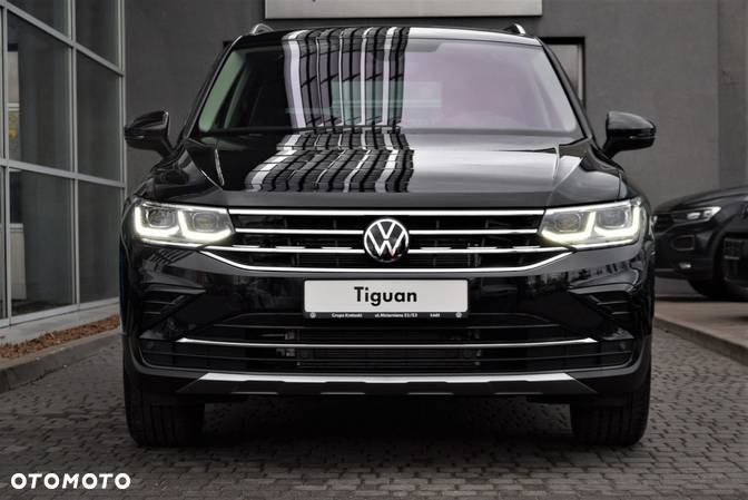 Volkswagen Tiguan - 2