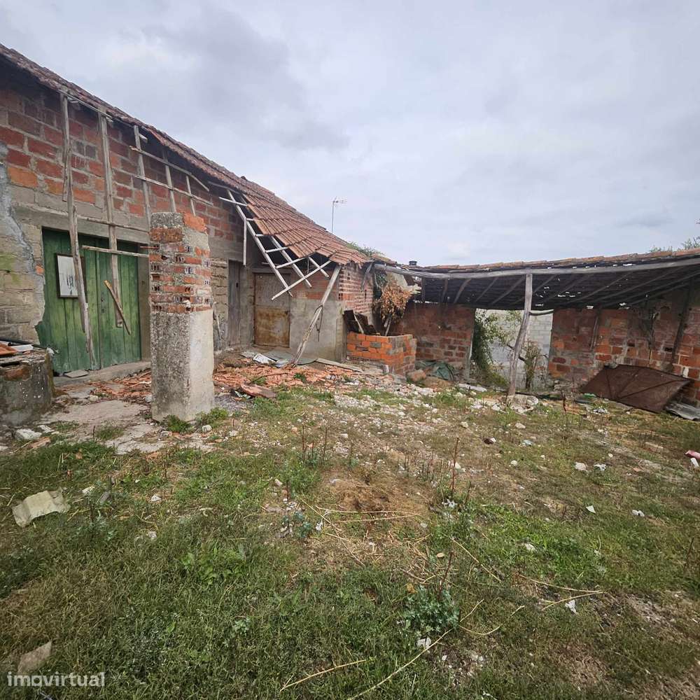 Propriedade com duas Ruínas - T3053/24 - Grande imagem: 5/15